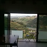بيت للعطل Douro Balcony ريزندي