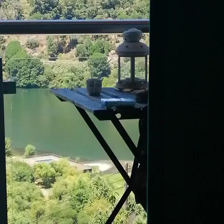 Douro Balcony Hébergement de vacances Resende